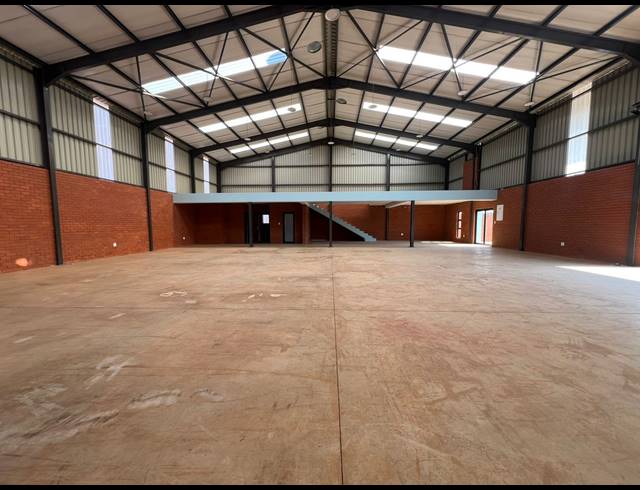 500M² WAREHOUSE TO LET IN SUNDERLAND RIDGE